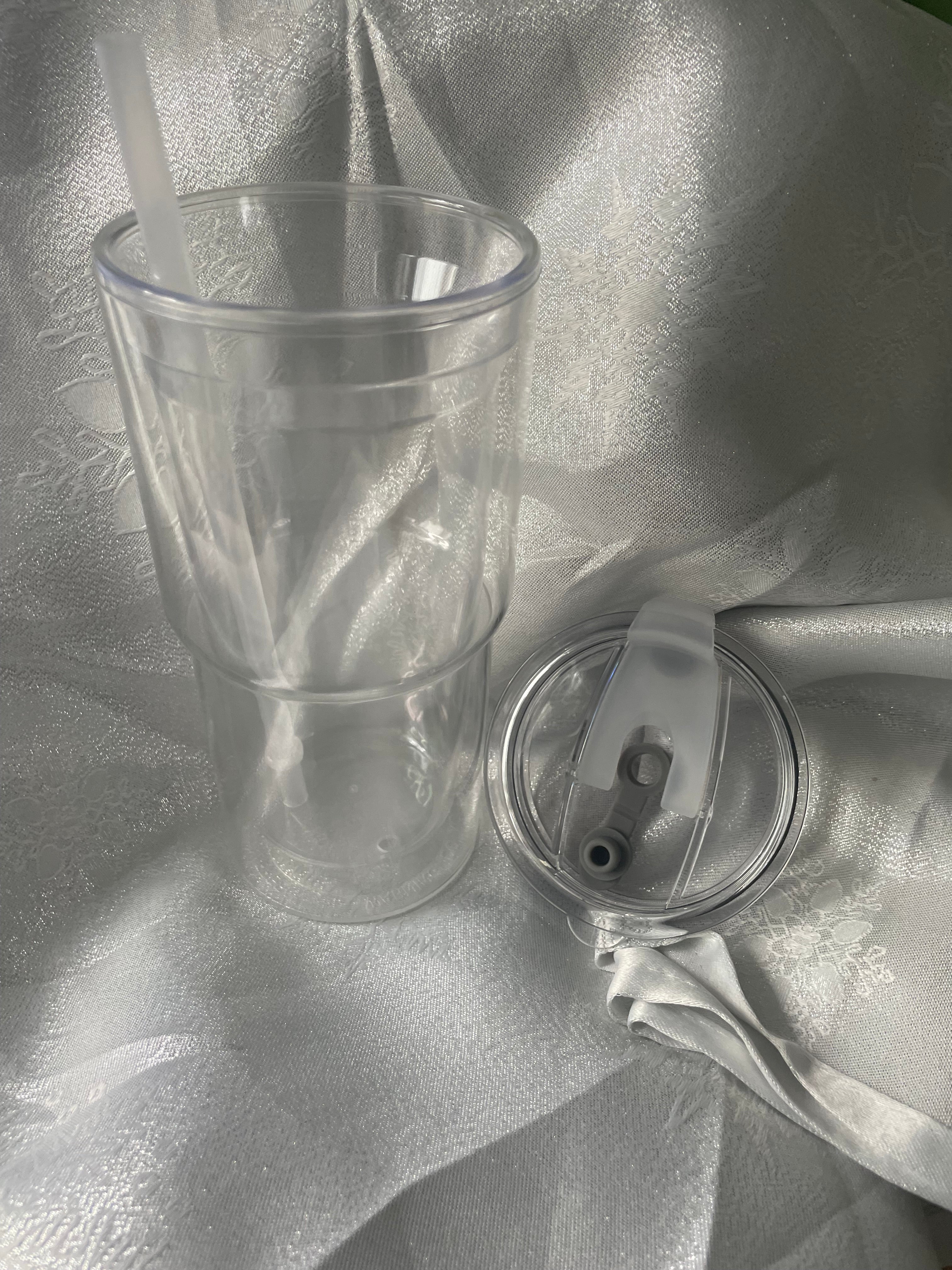 💖✨ 18oz Custom Snowglobe Tumbler! ✨💖