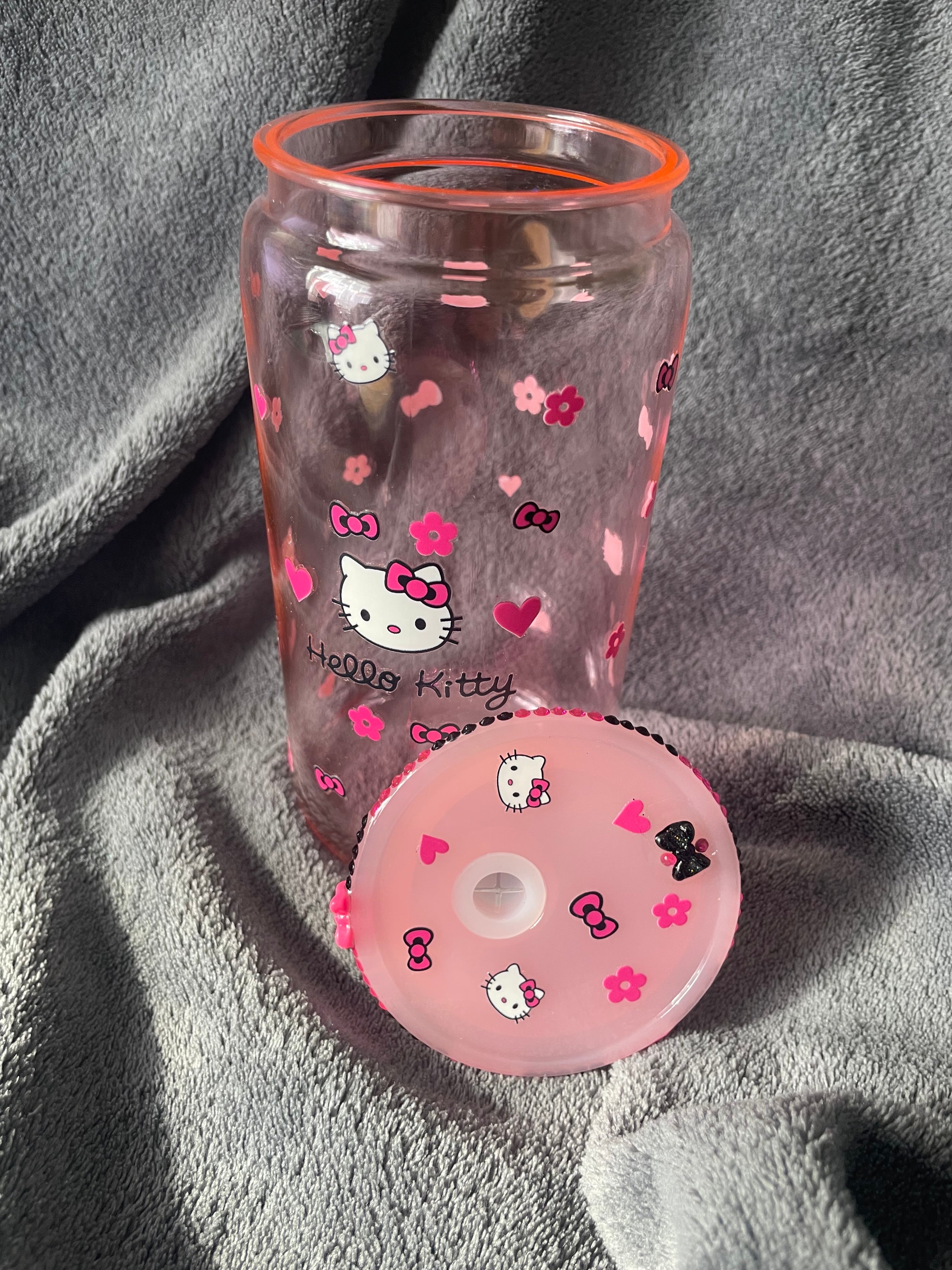 Hand-Crafted Hello Kitty Glass Cup with Lid – Cute &amp; Functional Drinkware