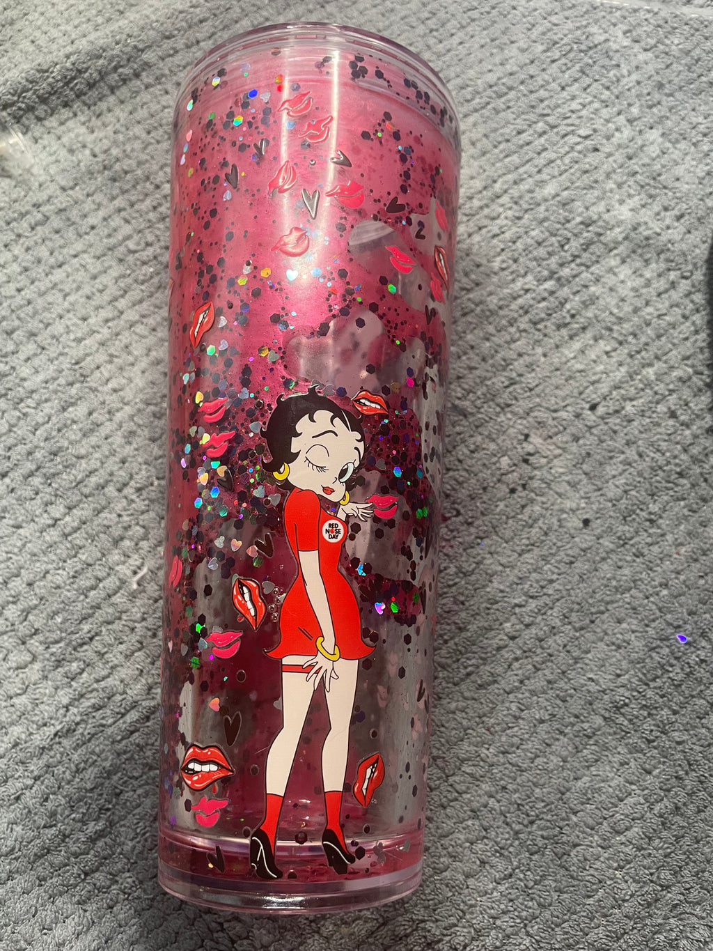 ✨ Betty Bop Glitter Tumbler – £25.00 (Postage Not Included) ✨